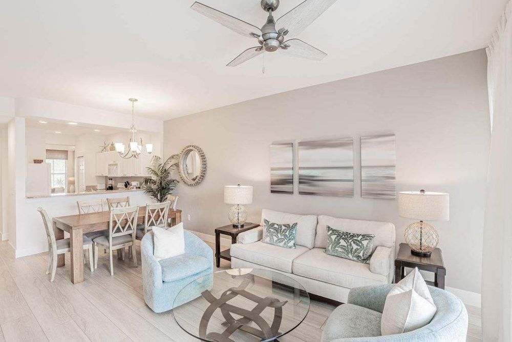 Positano 2024 Renovated, Lakefront 2BR Greenlinks Main Image